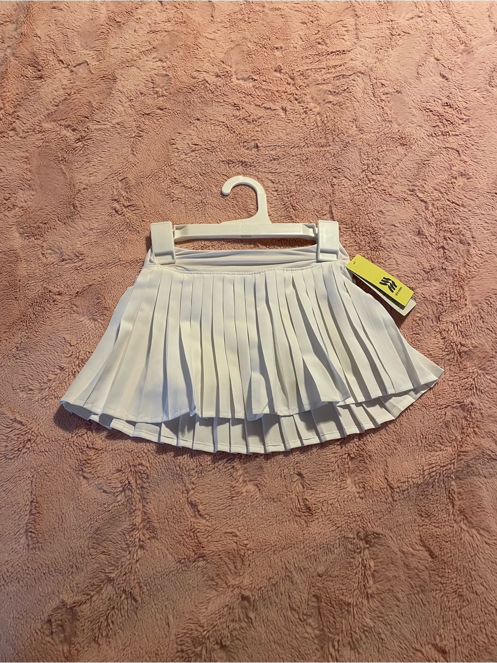 NWTS White Pleated Girl’s Tennis Mini Skirt with built in shorts- All in motion
